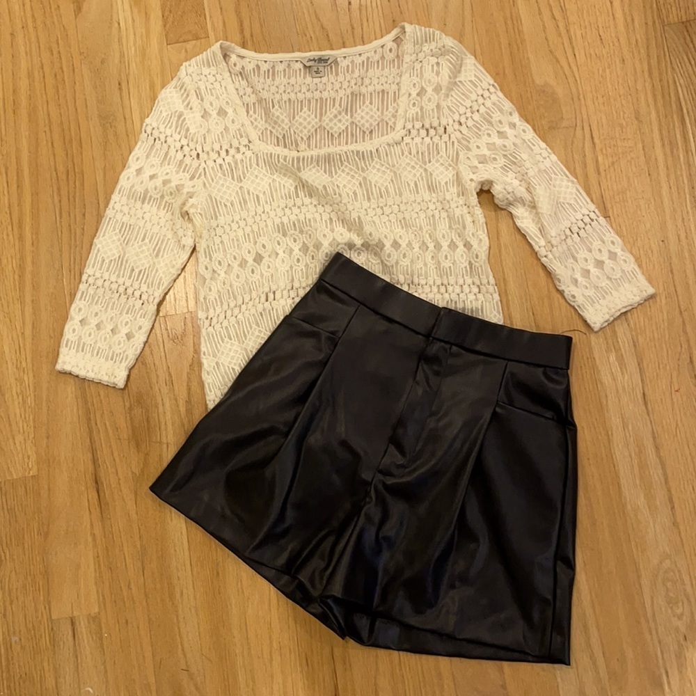 Lucky brand cream lace 3/4 length sleeve  top